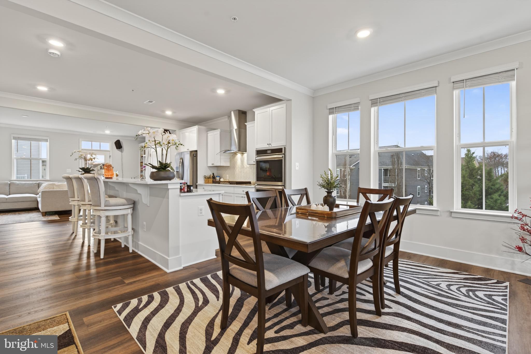 VILLAGE TOWNS - Residential