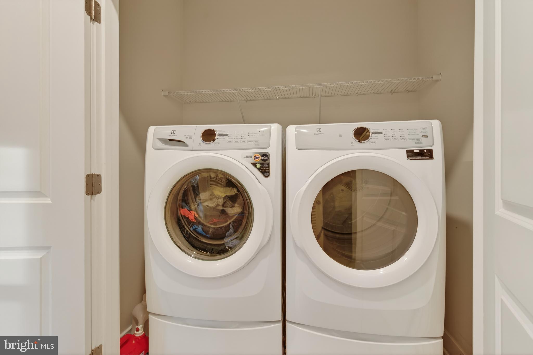 VILLAGE TOWNS - Residential