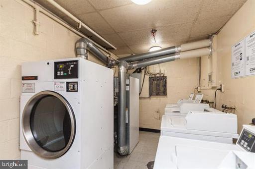 CORONADO CONDOMINIUMS - Residential Lease