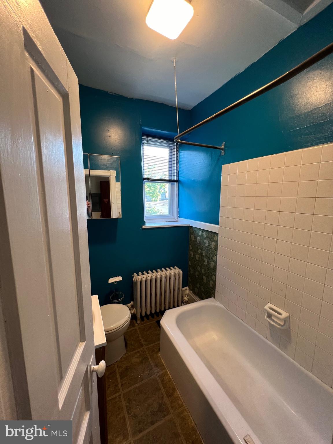 UNIVERSITY CITY - Residential Income