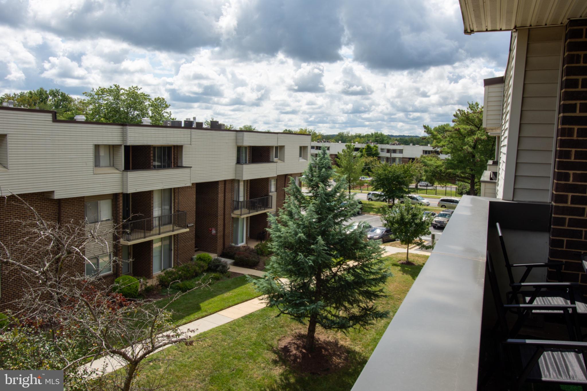 PINES CONDOMINIUM - Residential