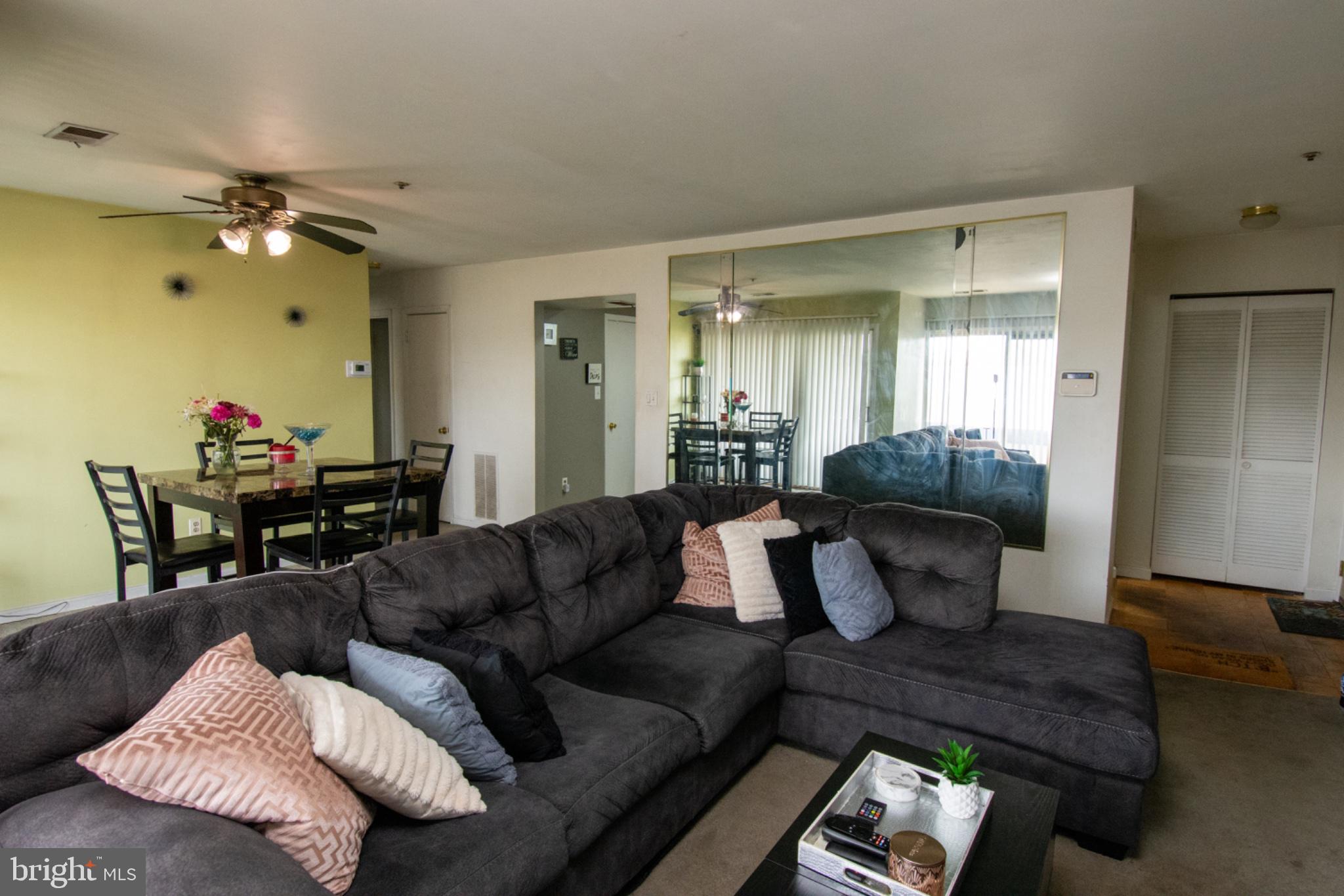 PINES CONDOMINIUM - Residential