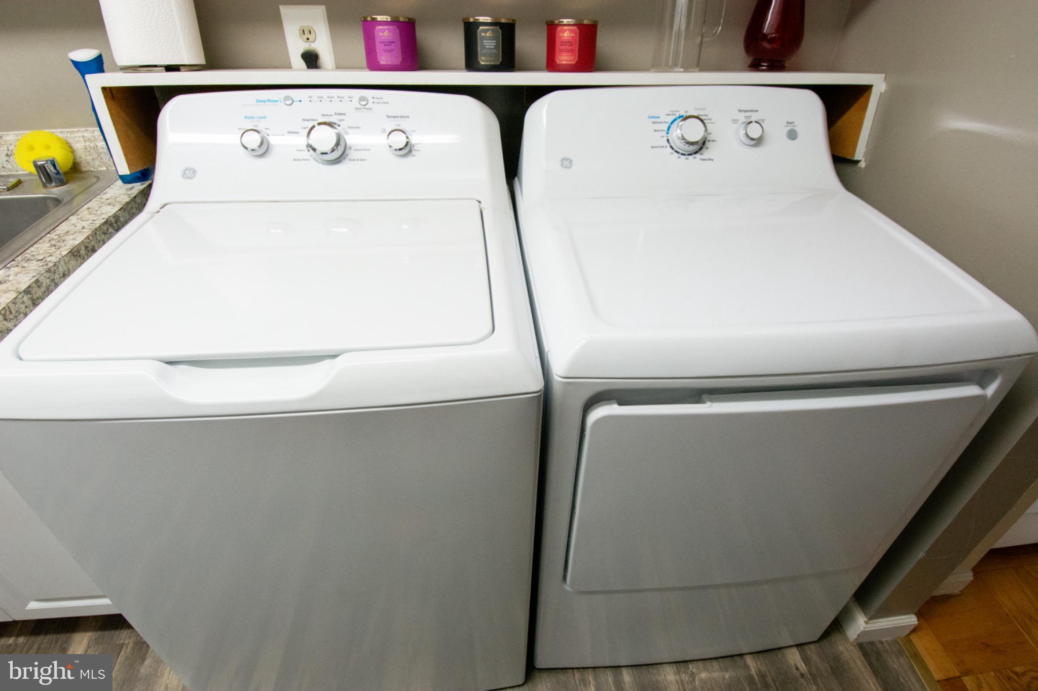 PINES CONDOMINIUM - Residential