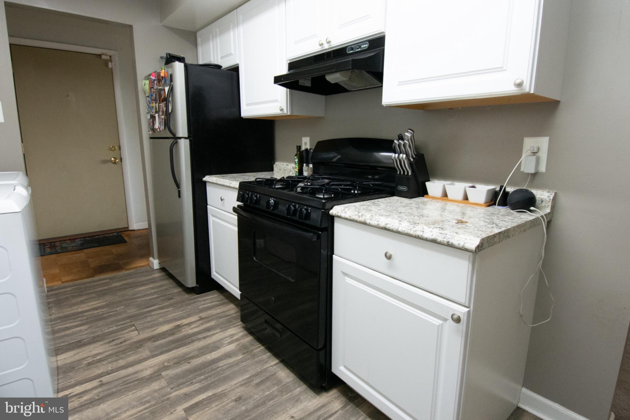 PINES CONDOMINIUM - Residential