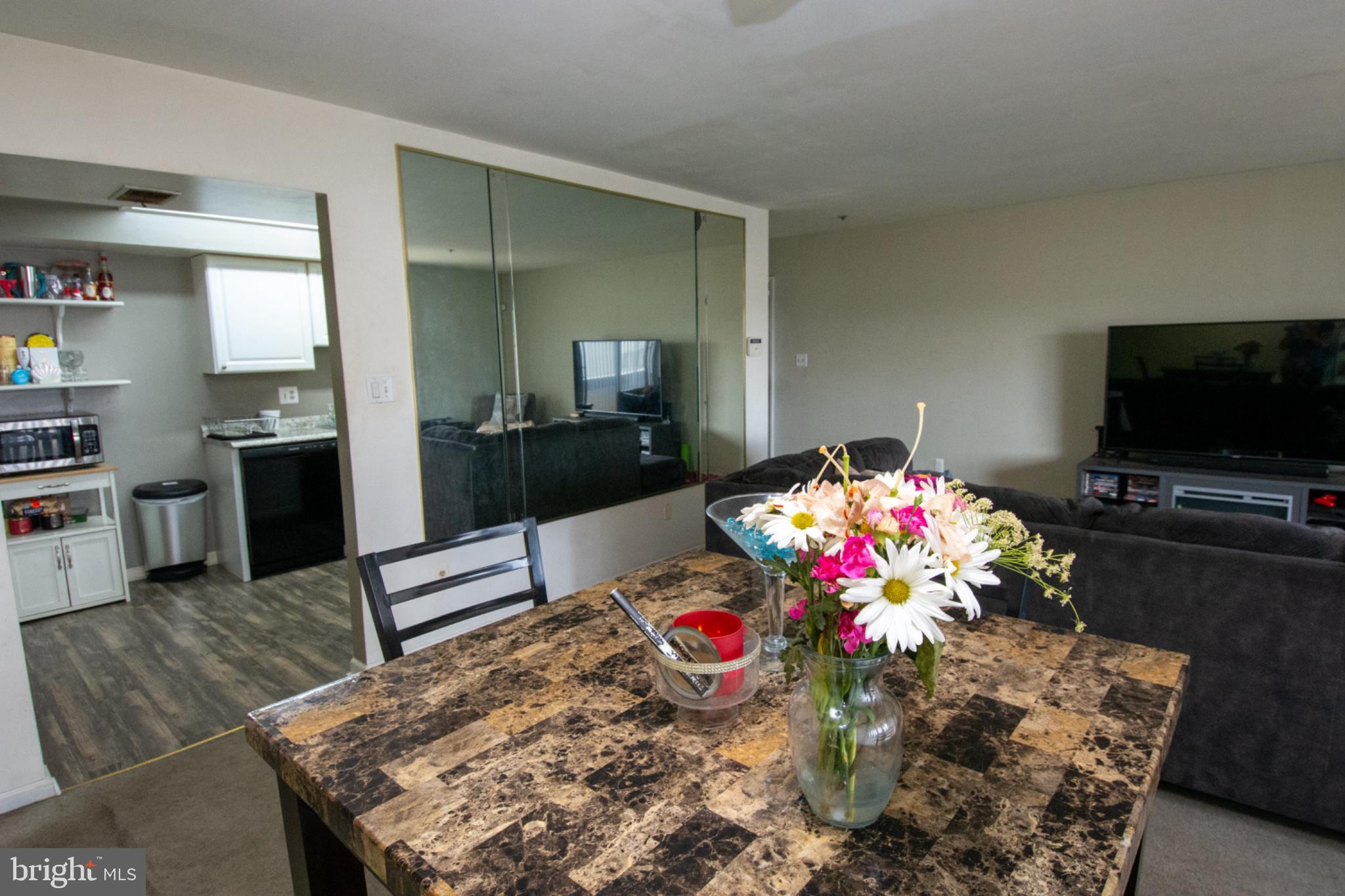 PINES CONDOMINIUM - Residential