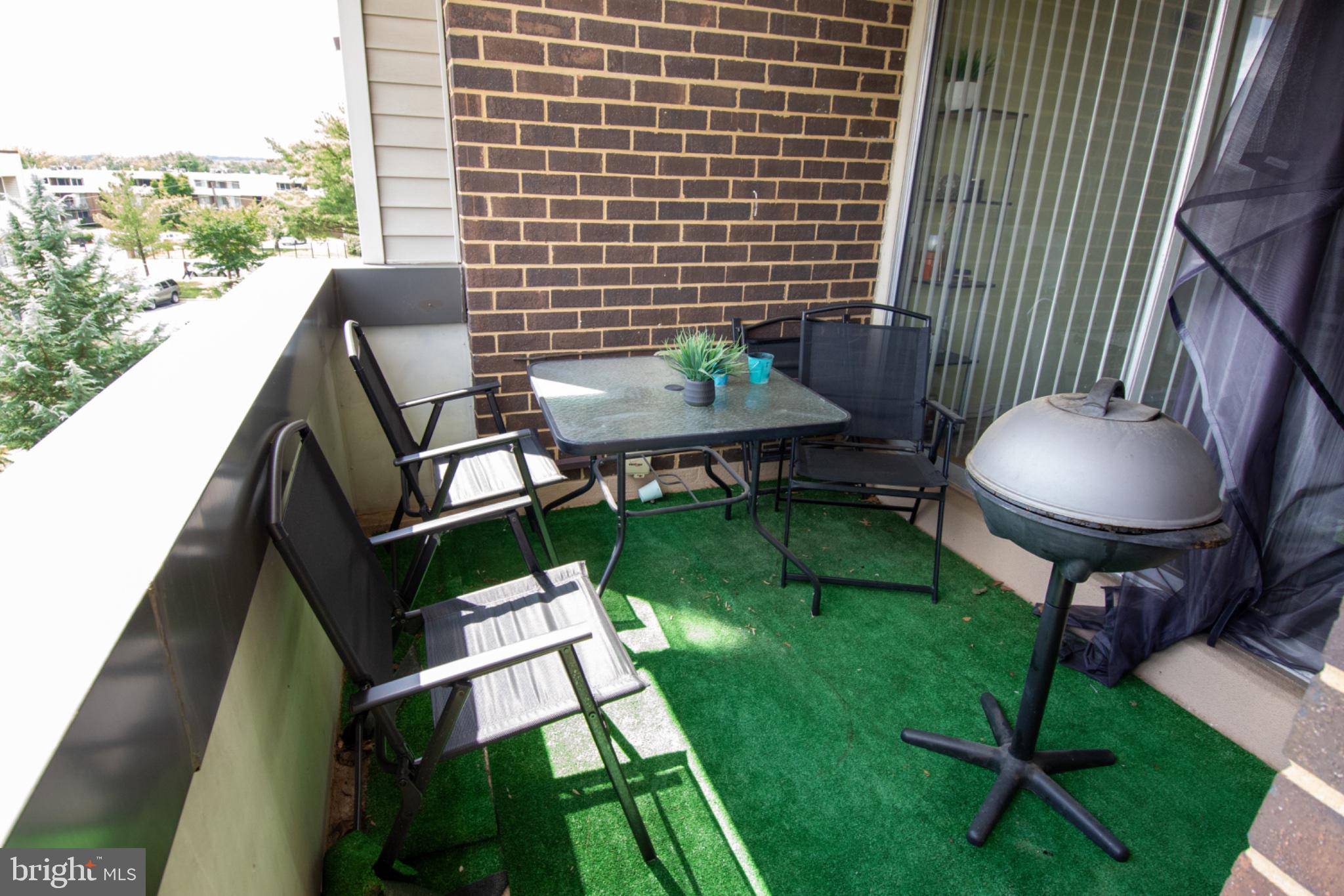 PINES CONDOMINIUM - Residential