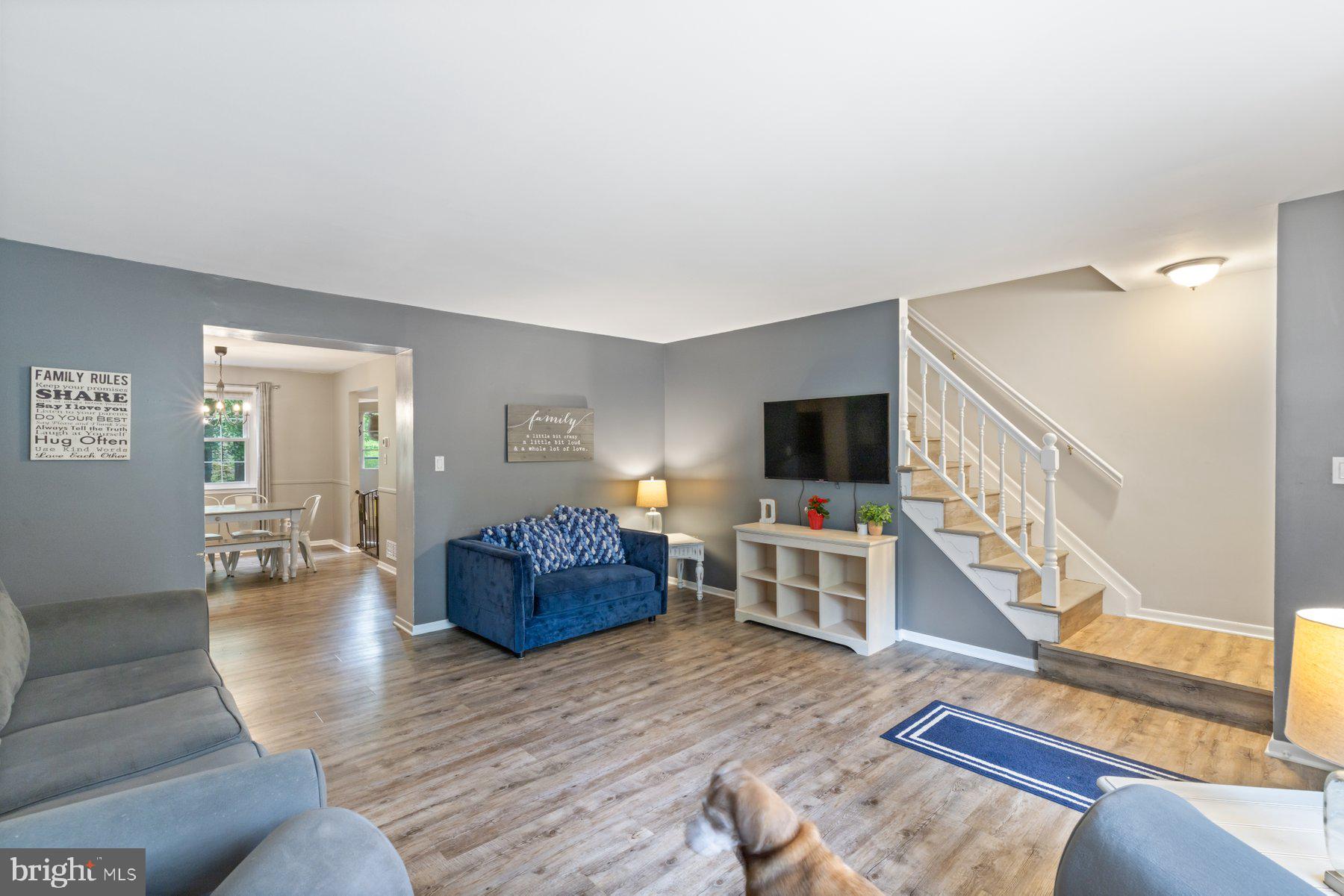 DOUBLE ROCK TOWNHOUSES - Residential