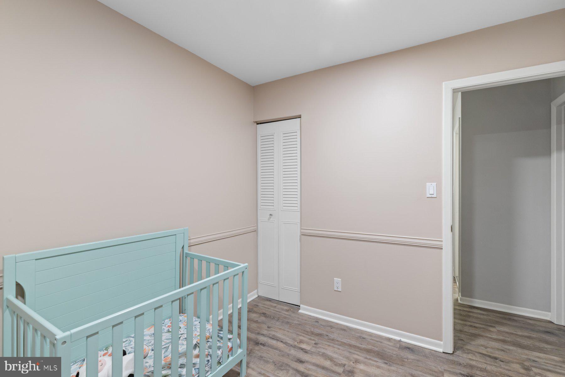 DOUBLE ROCK TOWNHOUSES - Residential