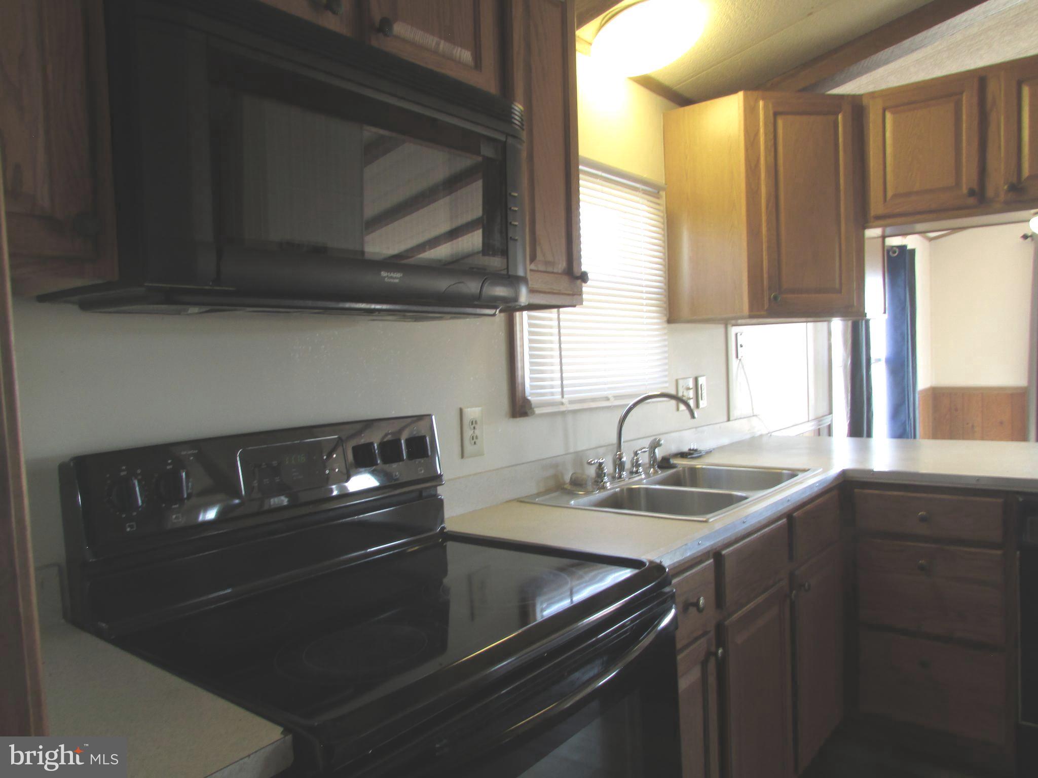 COLLINS AND RUSSELL - Residential