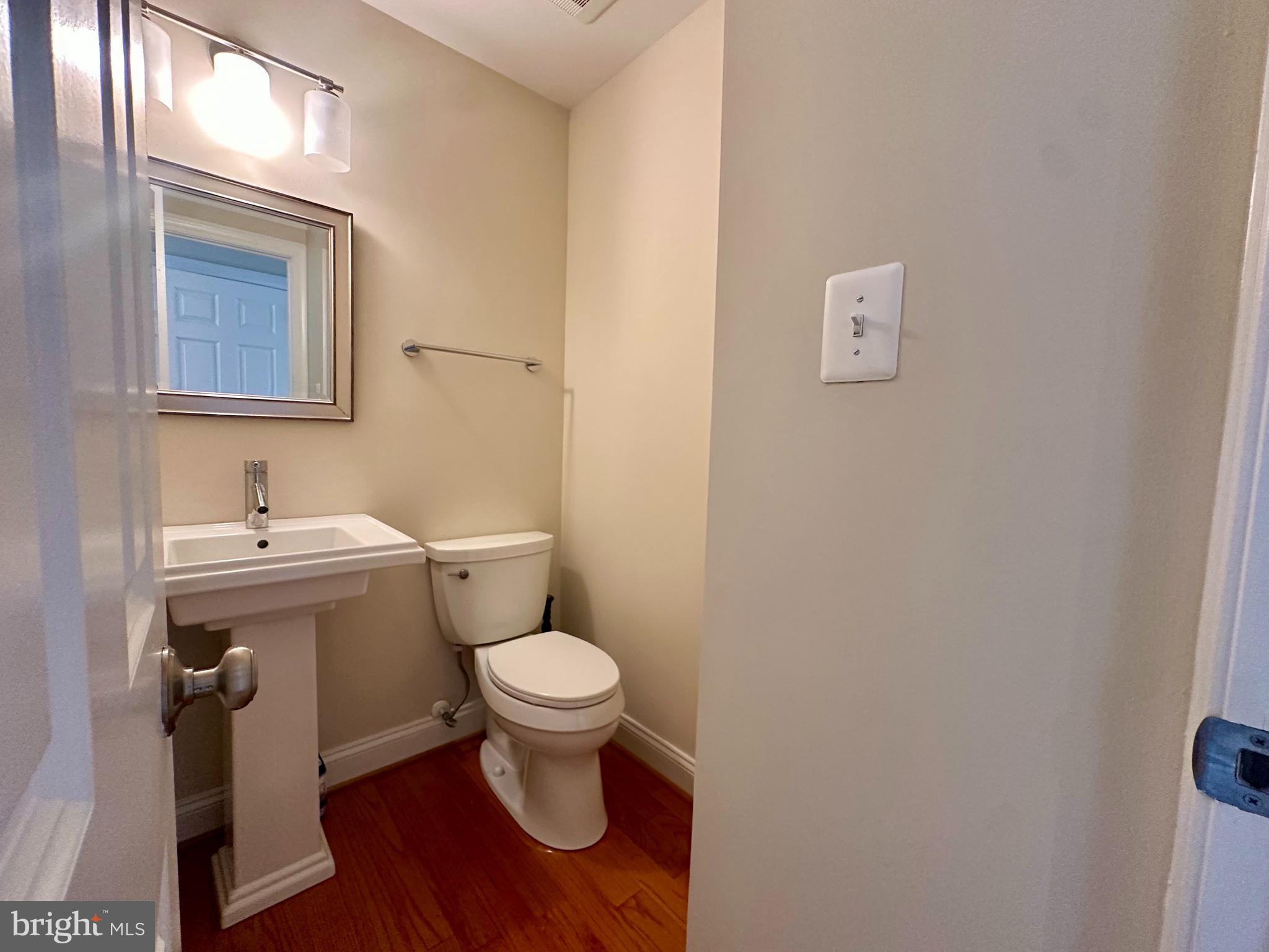 WOLF TRAP GREEN - Residential Lease