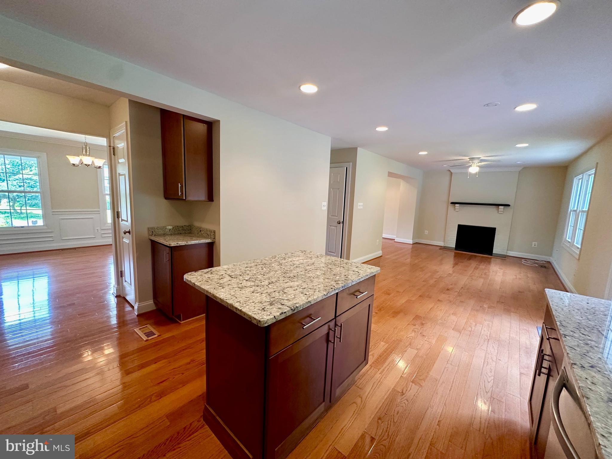 WOLF TRAP GREEN - Residential Lease