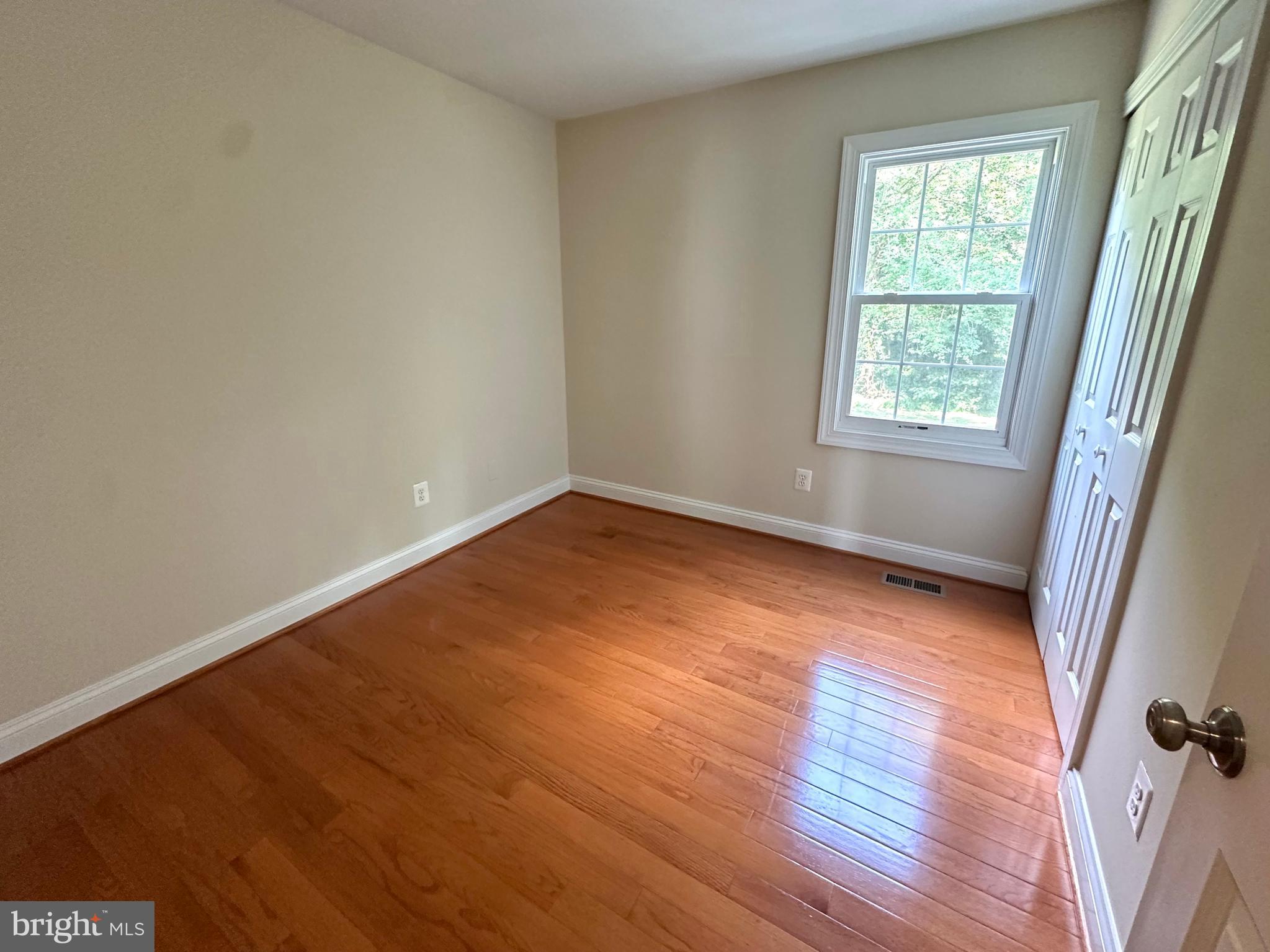 WOLF TRAP GREEN - Residential Lease