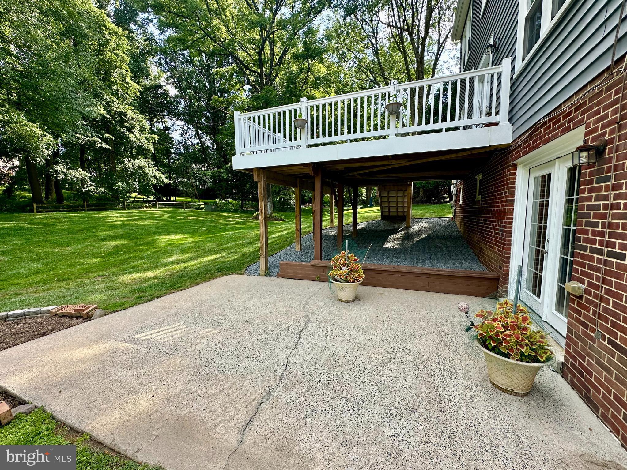 WOLF TRAP GREEN - Residential Lease