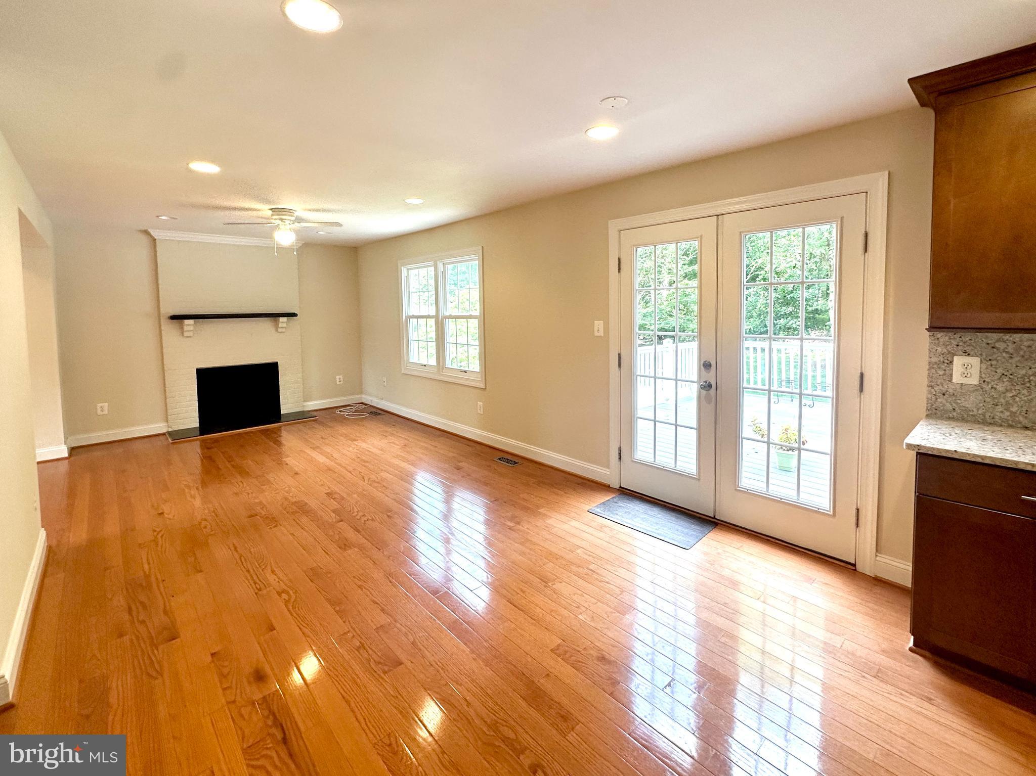 WOLF TRAP GREEN - Residential Lease