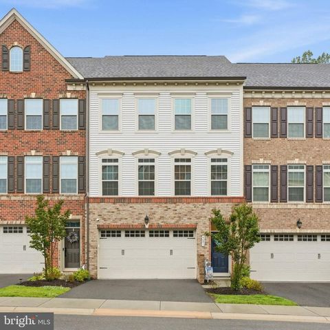 Townhouse For Sale - 4091 Dorseys Ridge Sq Sq<br/> ELLICOTT CITY, MD 21043