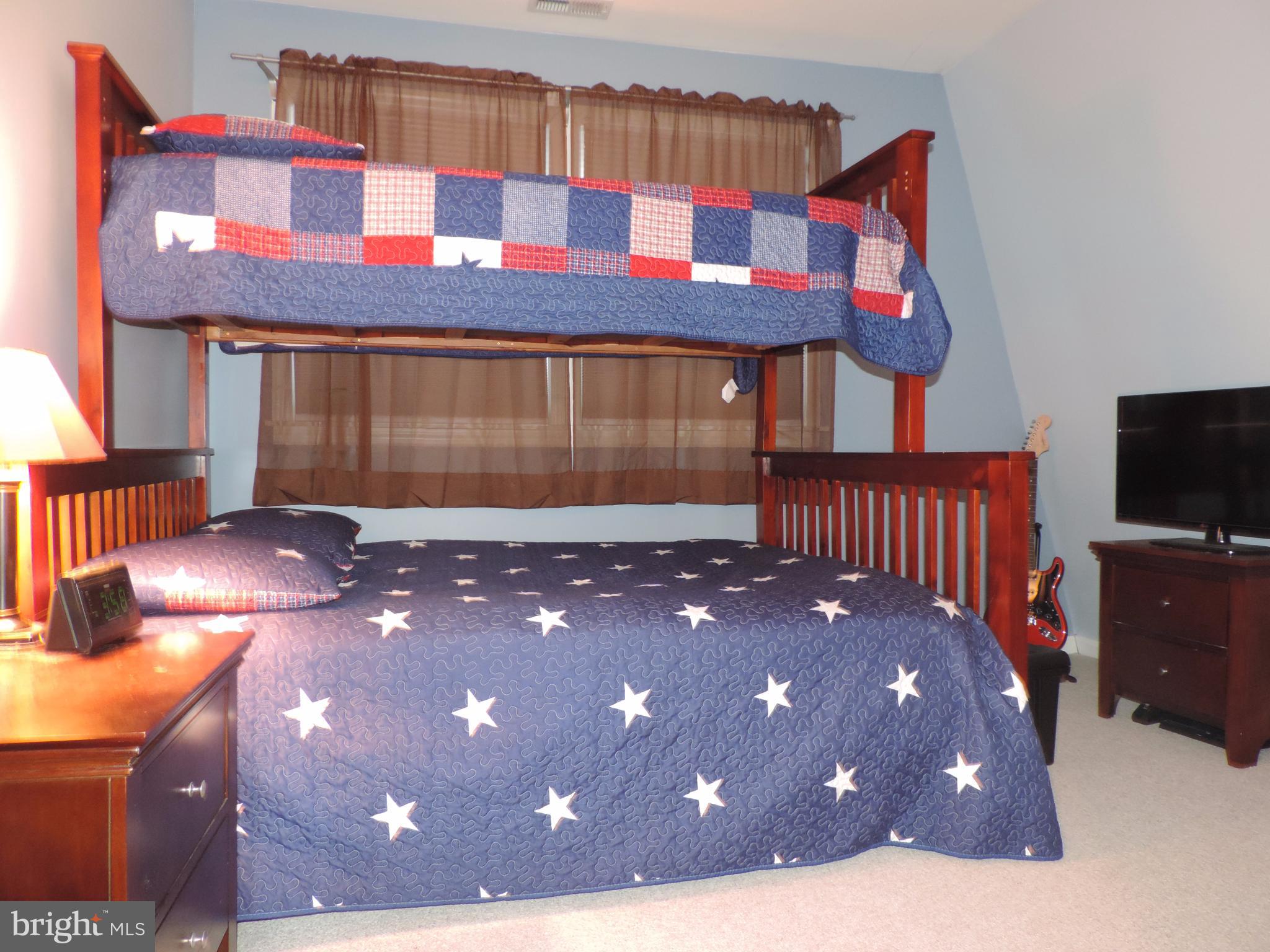 LAKE MEADE - Residential