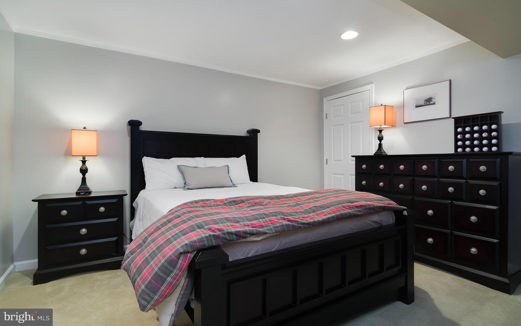 HOMEWOOD - Residential