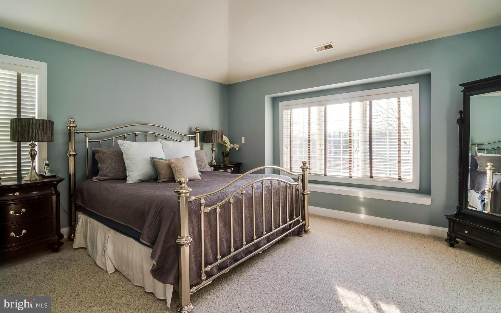 HOMEWOOD - Residential