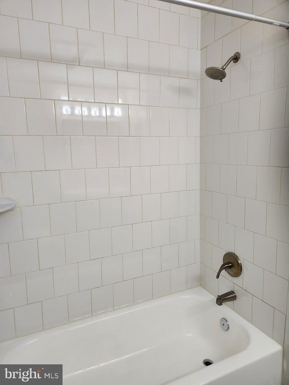 MARLTON TOWN CENTER - Residential Lease