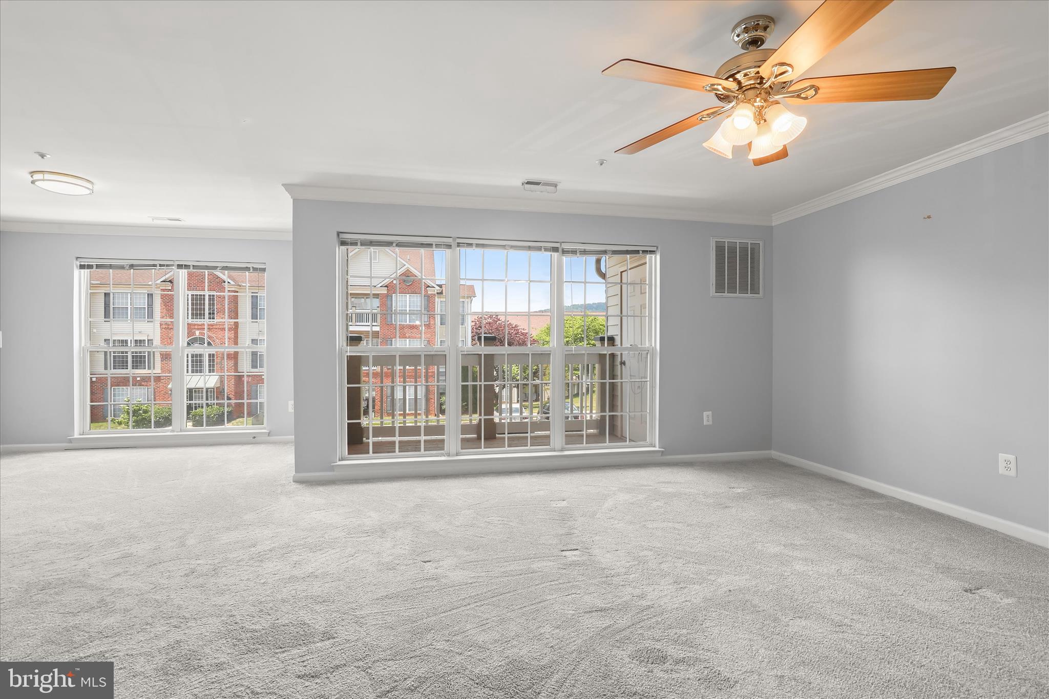 RIDGEVIEW - Residential