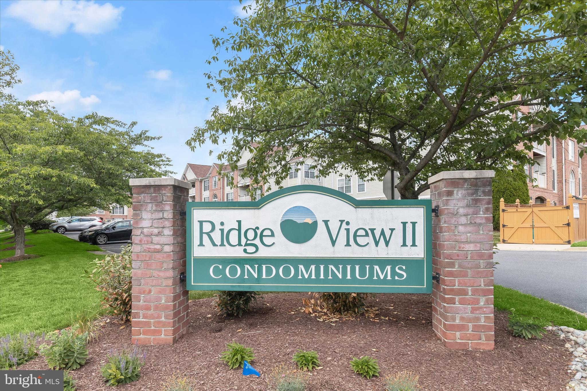 RIDGEVIEW - Residential