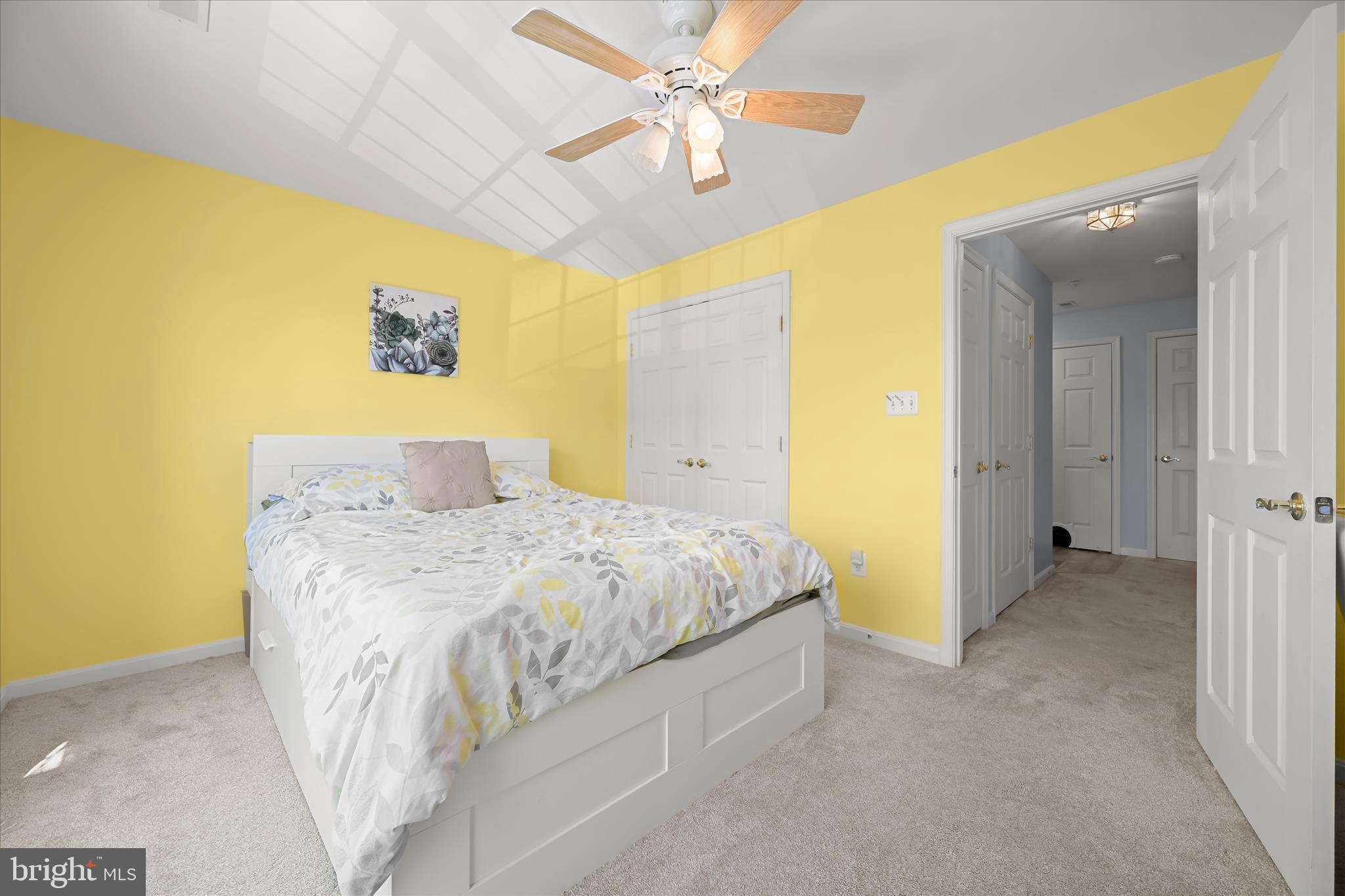 RIDGEVIEW - Residential