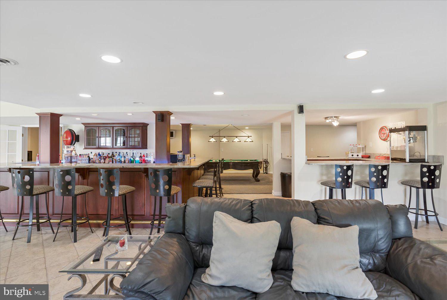 WILLOW VALE FARMS - Residential