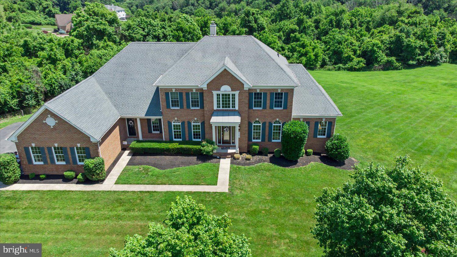 WILLOW VALE FARMS - Residential