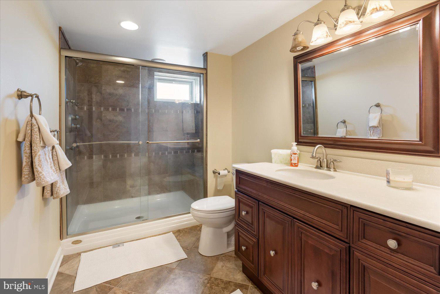 WILLOW VALE FARMS - Residential