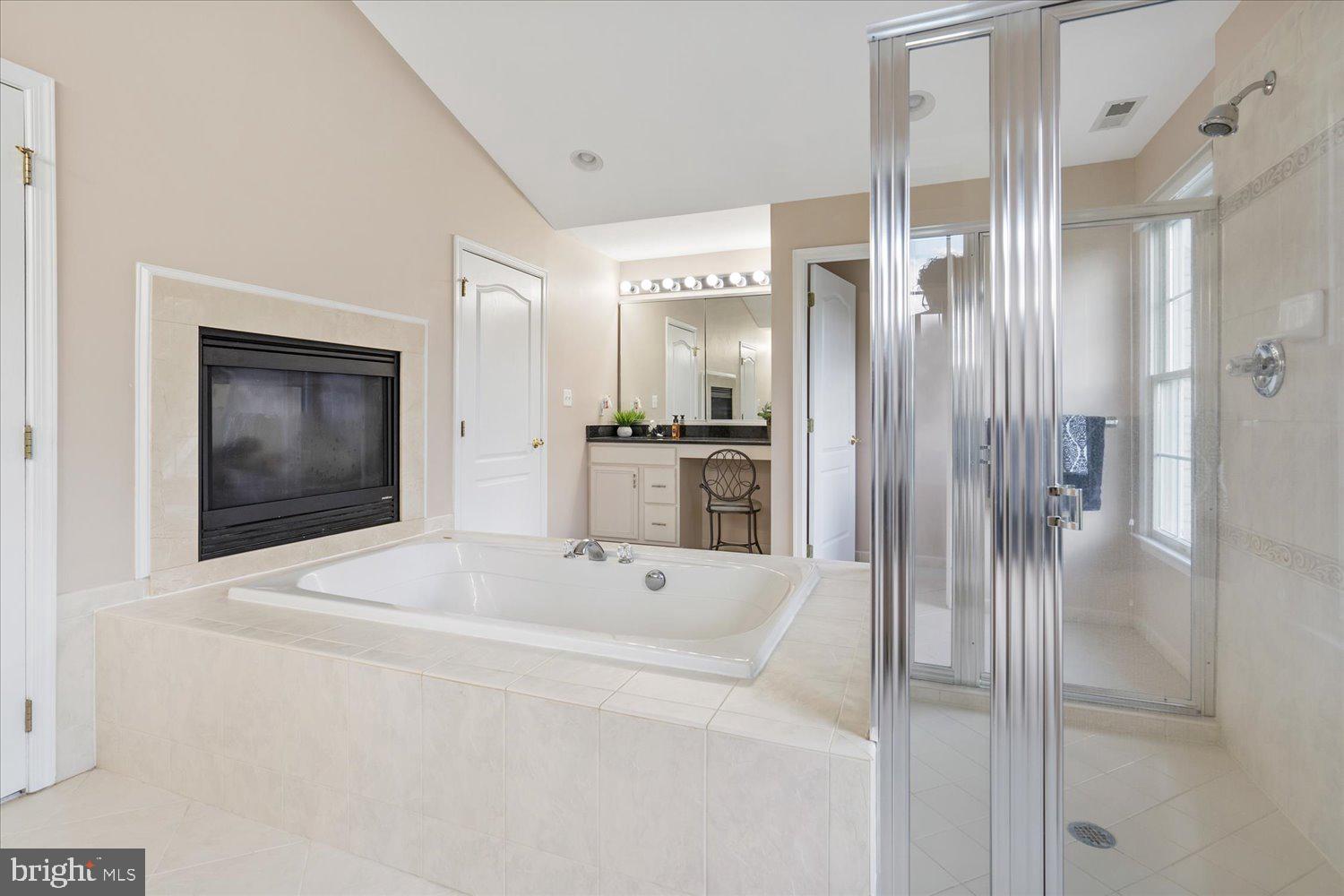 WILLOW VALE FARMS - Residential