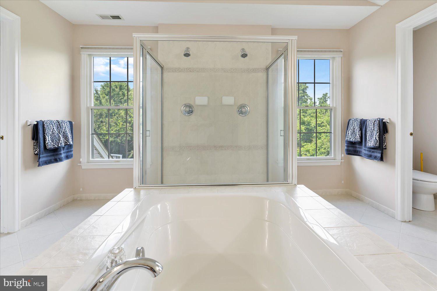 WILLOW VALE FARMS - Residential