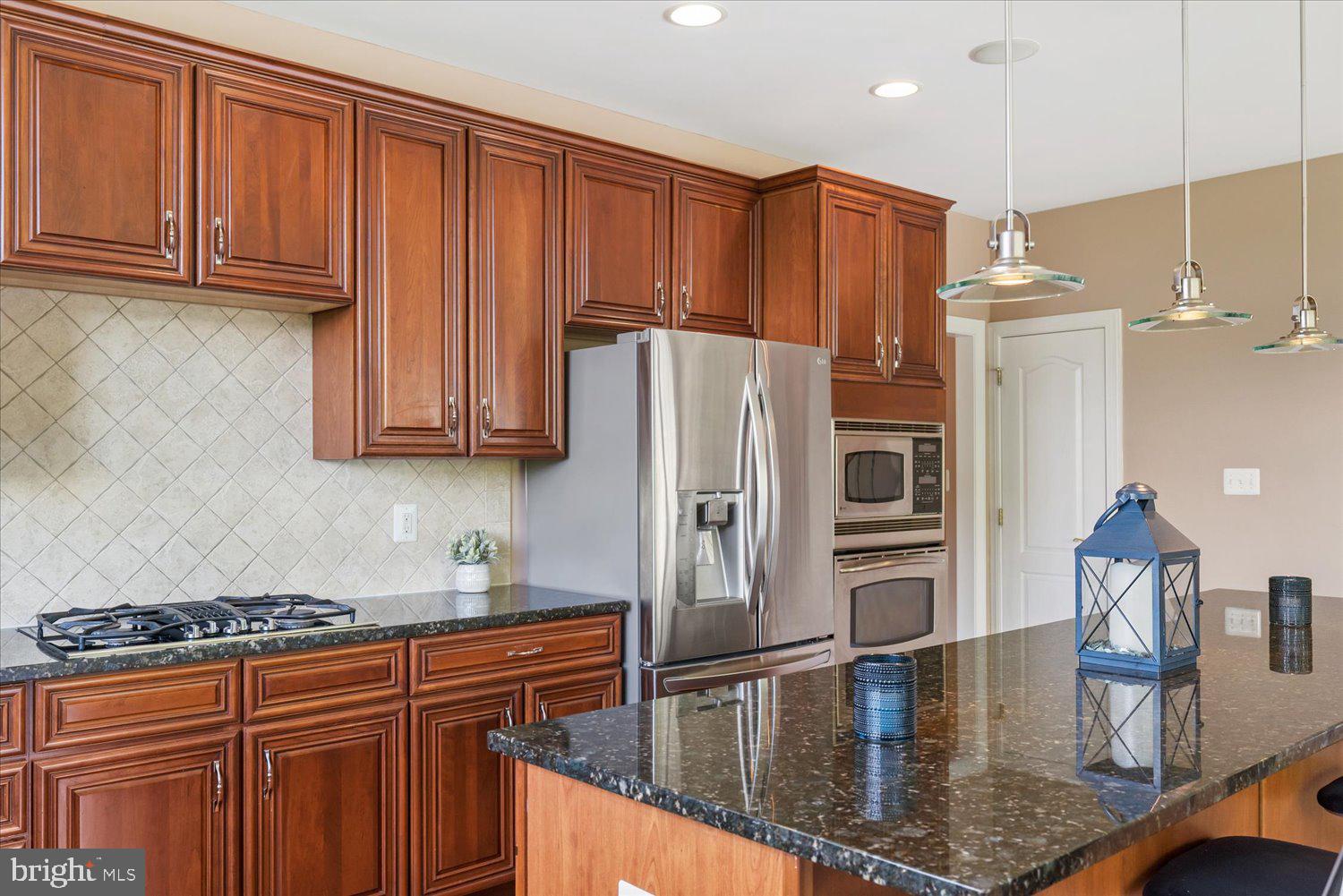 WILLOW VALE FARMS - Residential