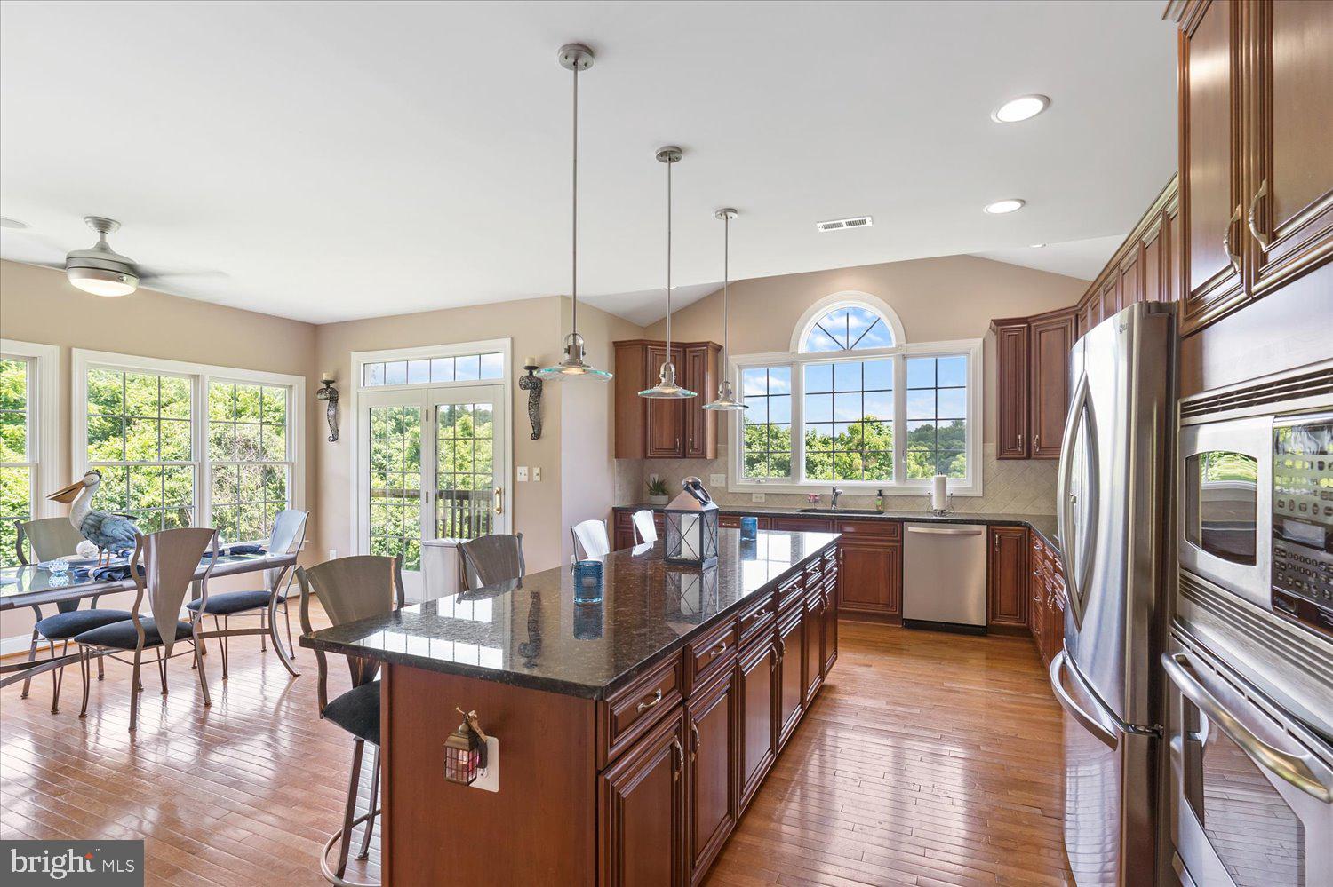 WILLOW VALE FARMS - Residential