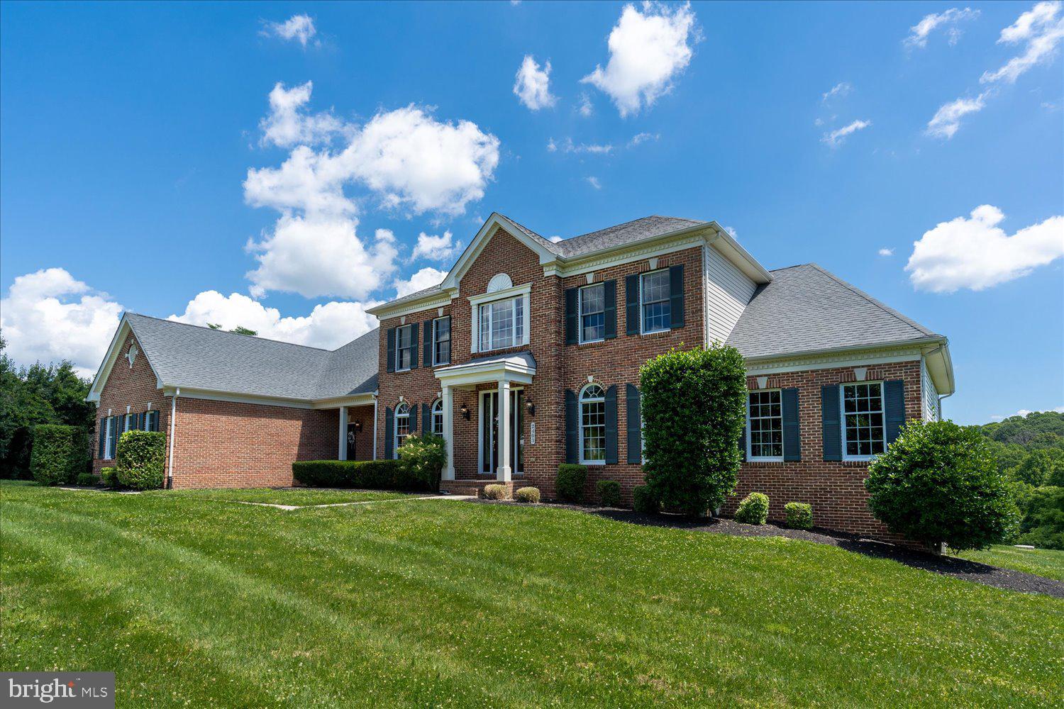 WILLOW VALE FARMS - Residential