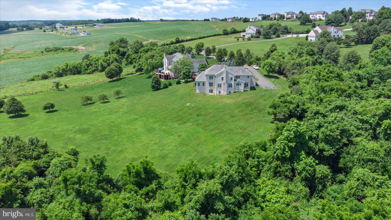 WILLOW VALE FARMS - Residential