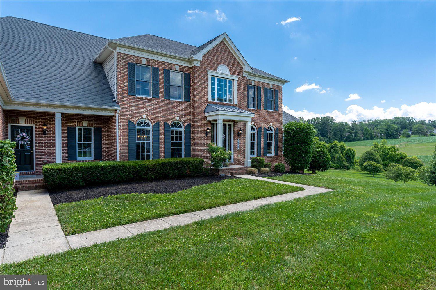 WILLOW VALE FARMS - Residential