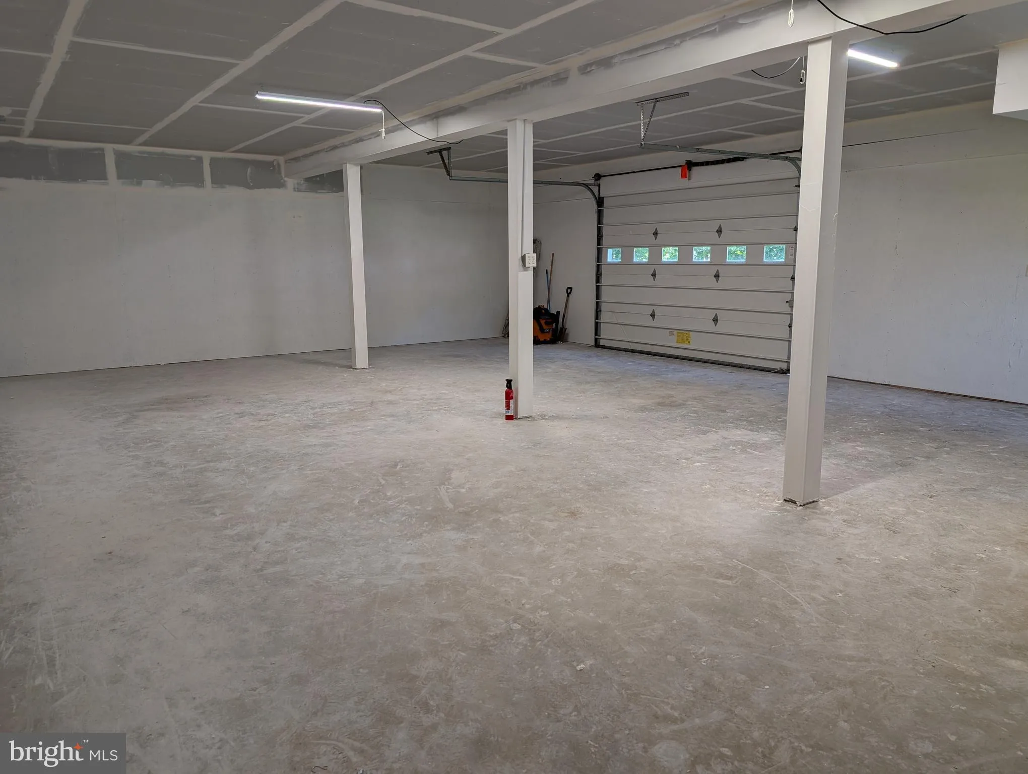 Monroeville, New Jersey 08343, United States, 3 Bedrooms Bedrooms, ,2 BathroomsBathrooms,Residential,Coming Soon,176701