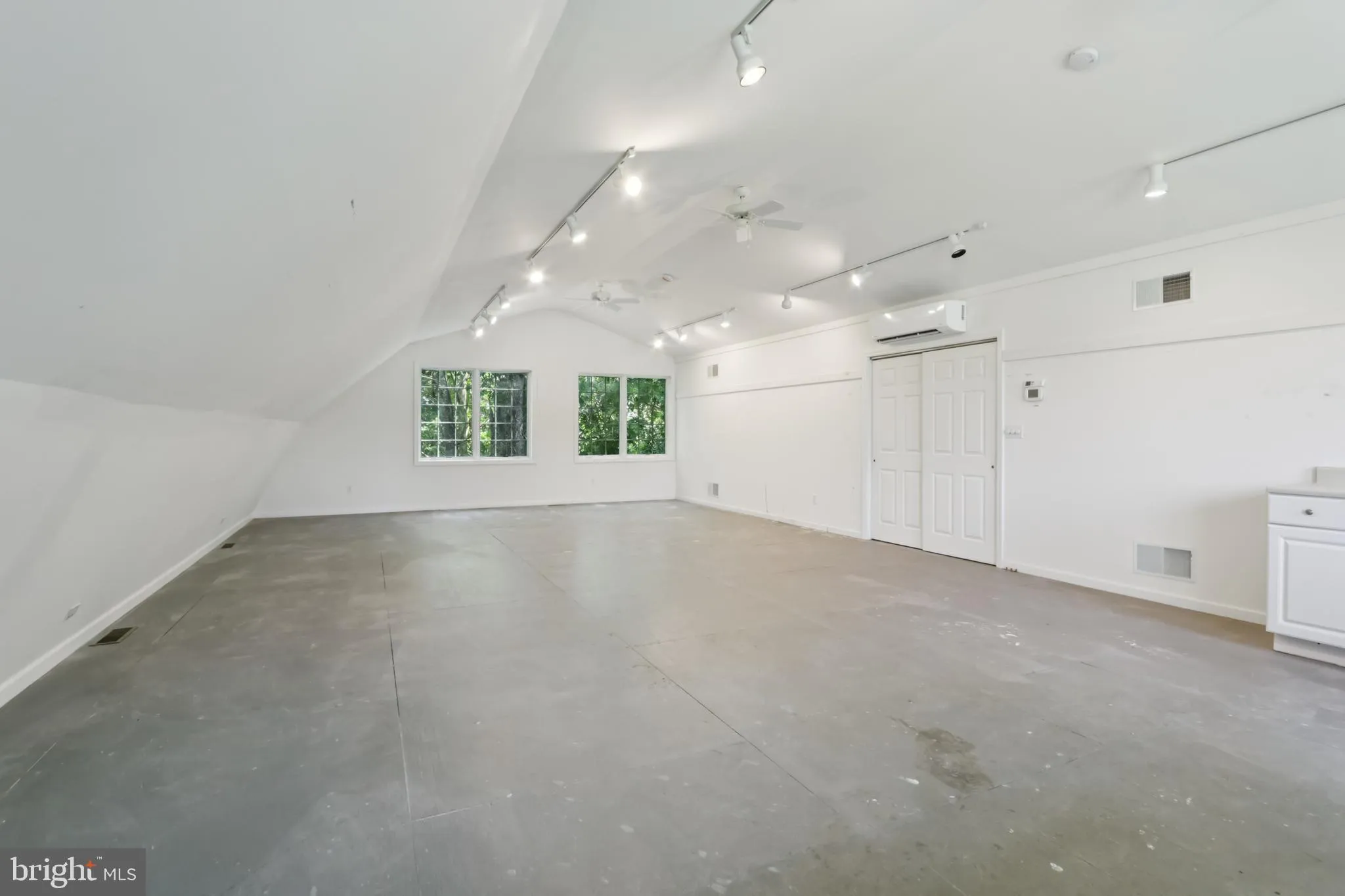 Monroeville, New Jersey 08343, United States, 3 Bedrooms Bedrooms, ,2 BathroomsBathrooms,Residential,Coming Soon,176701