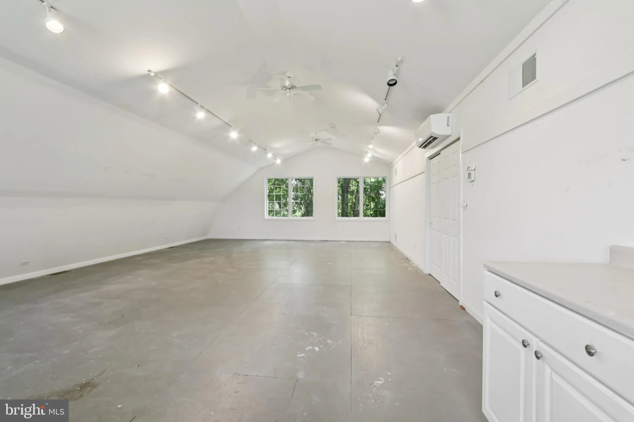 Monroeville, New Jersey 08343, United States, 3 Bedrooms Bedrooms, ,2 BathroomsBathrooms,Residential,Coming Soon,176701