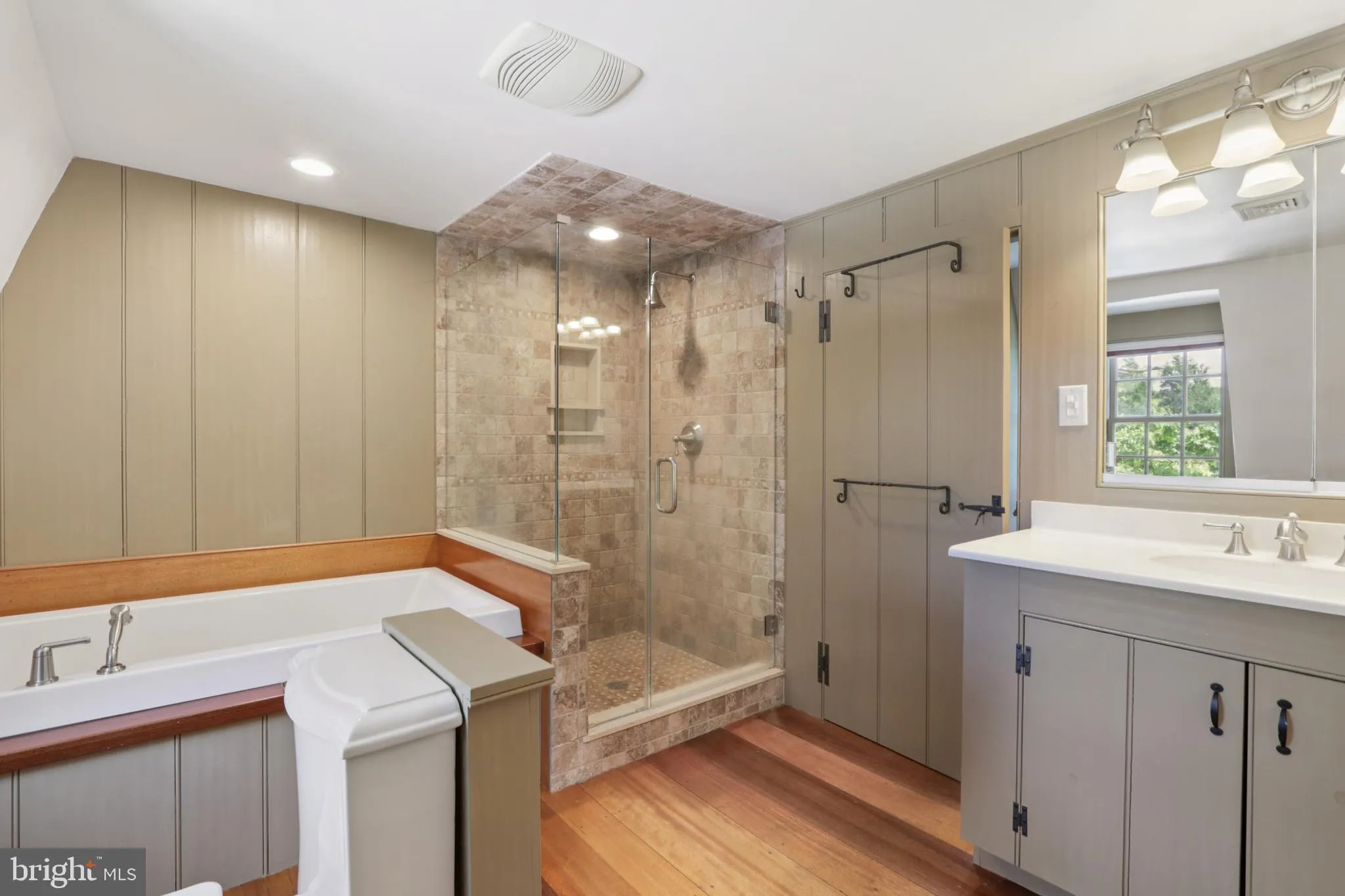 Monroeville, New Jersey 08343, United States, 3 Bedrooms Bedrooms, ,2 BathroomsBathrooms,Residential,Coming Soon,176701