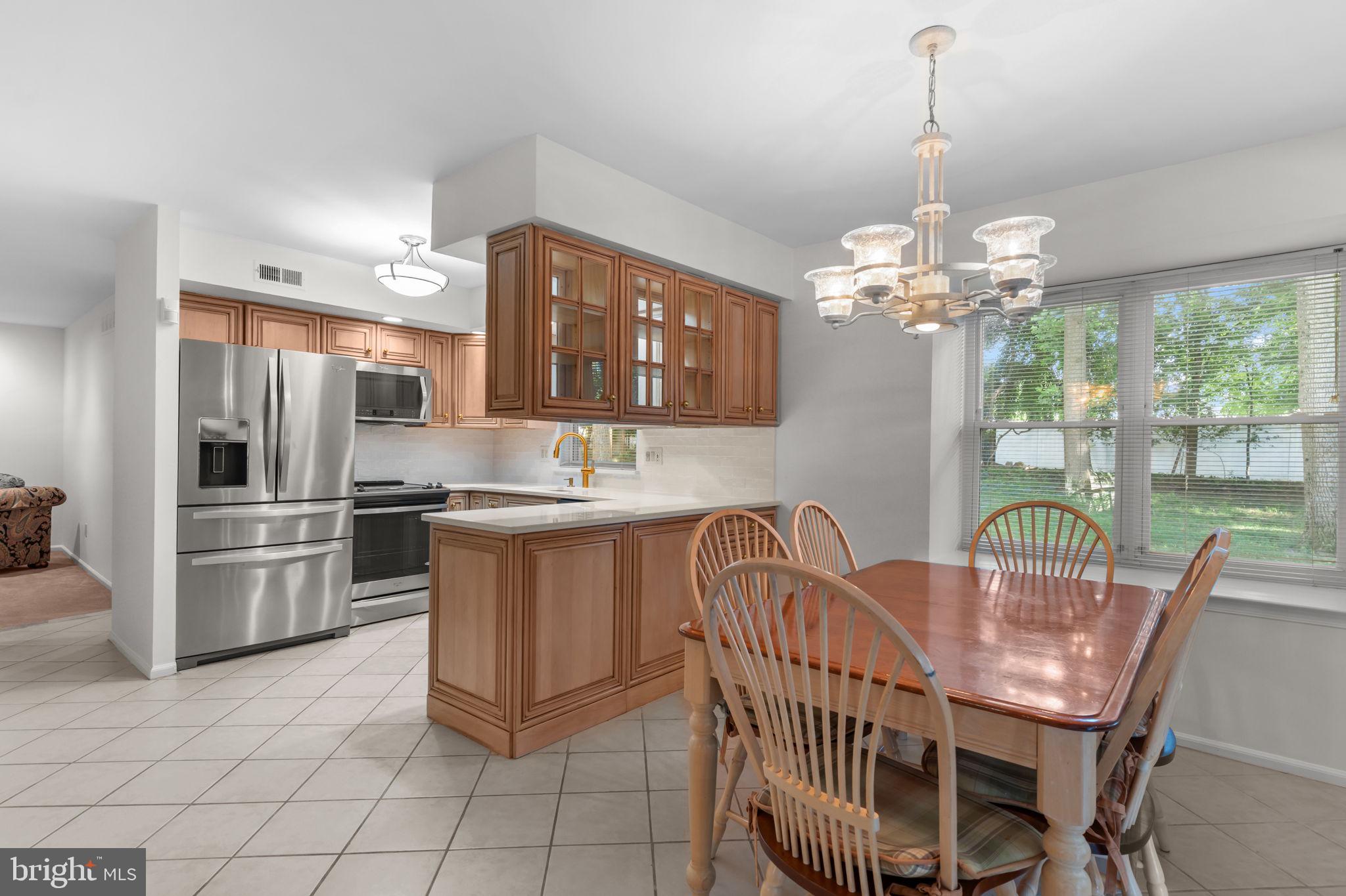 WOODLYN CROSSING - Residential