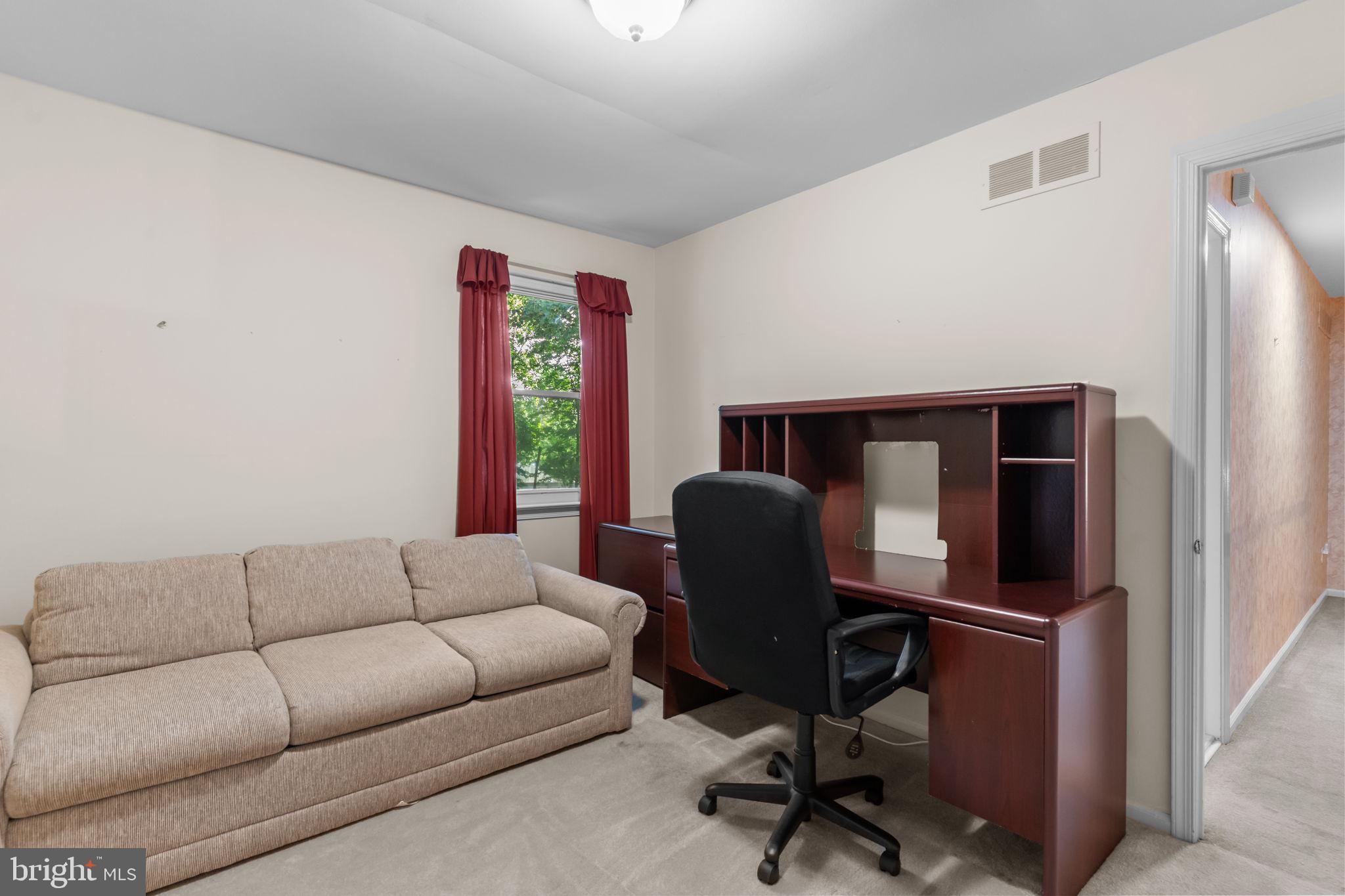 WOODLYN CROSSING - Residential