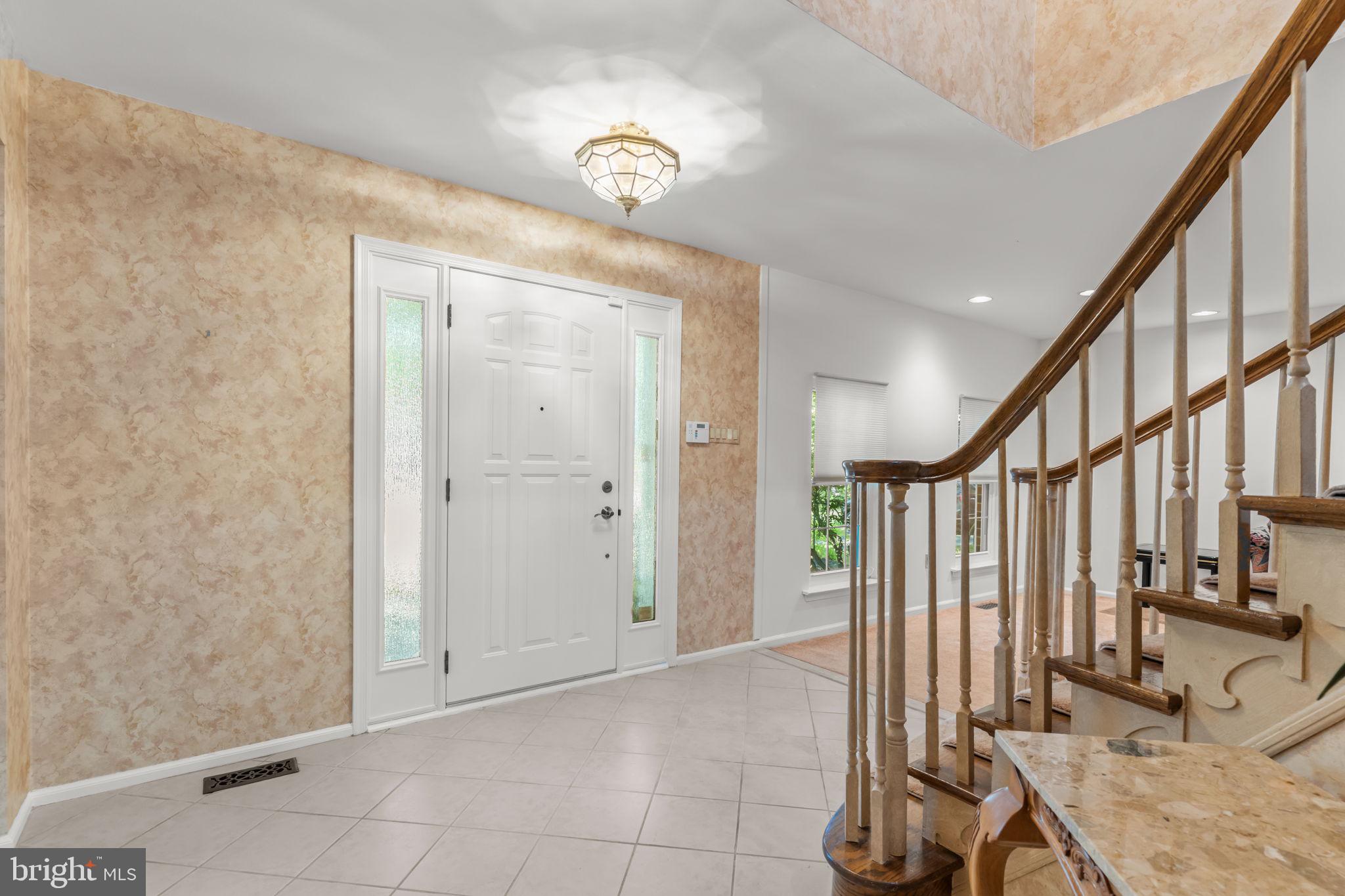 812 GREEN RIDGE CIRCLE