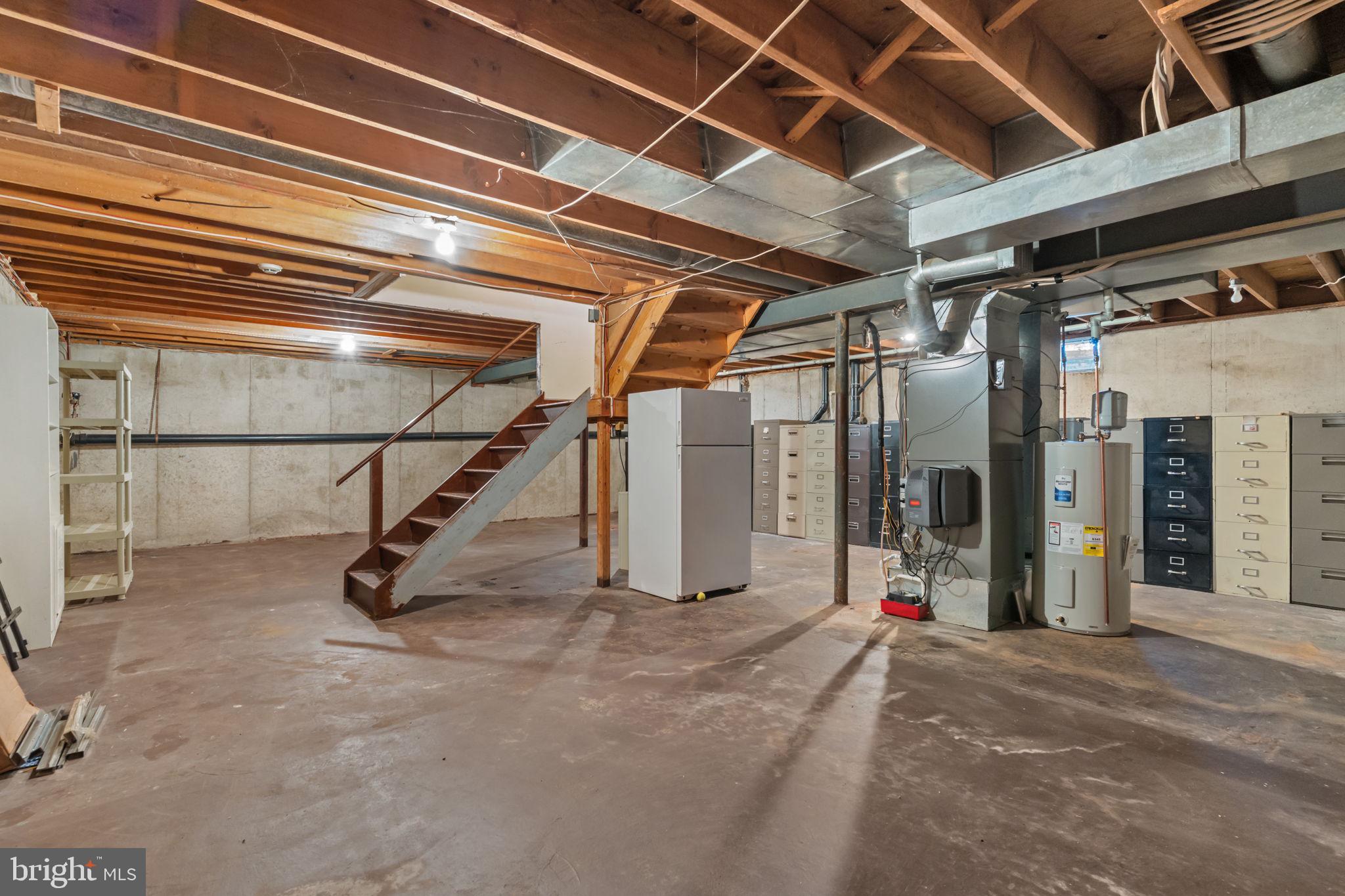 WOODLYN CROSSING - Residential