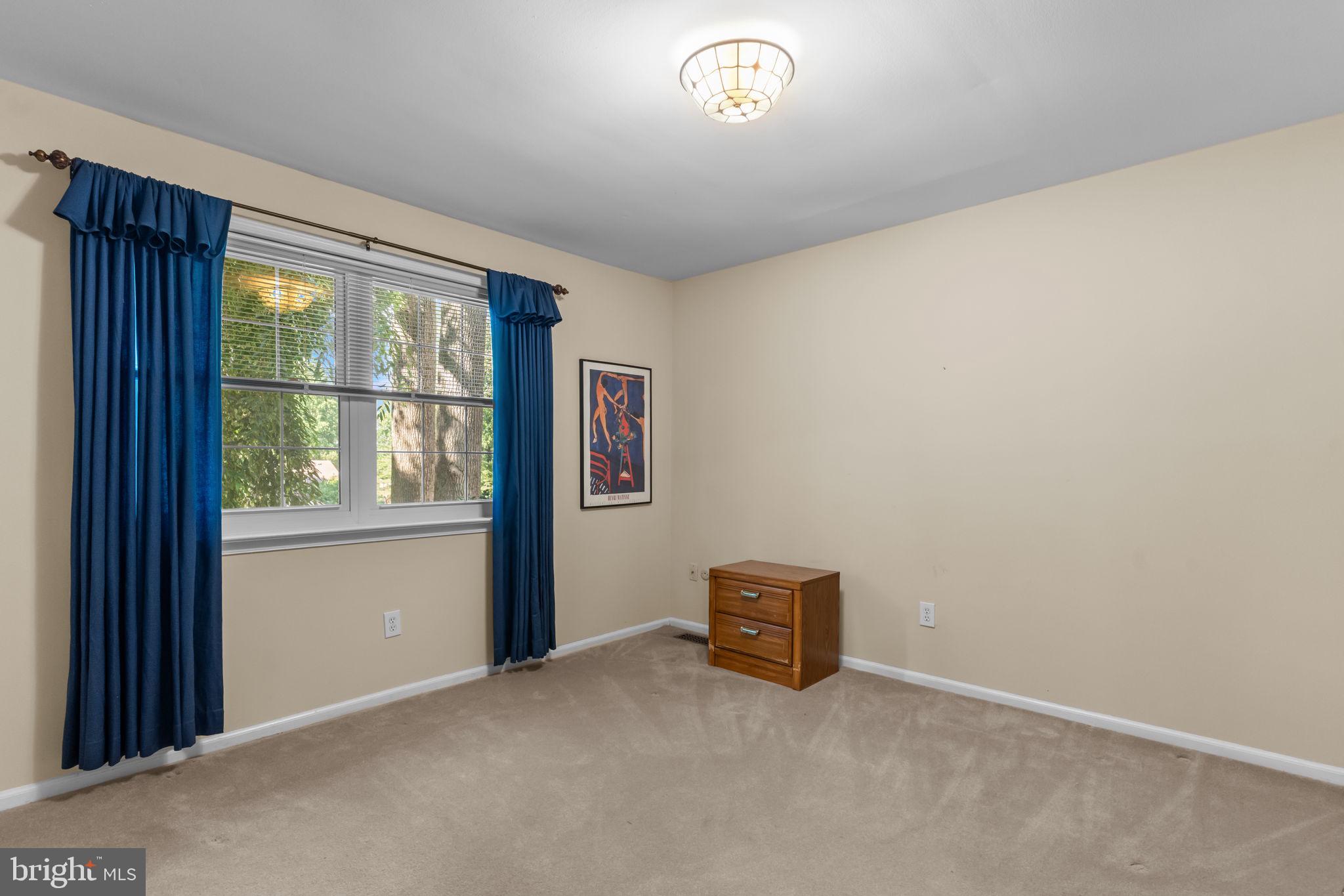 WOODLYN CROSSING - Residential