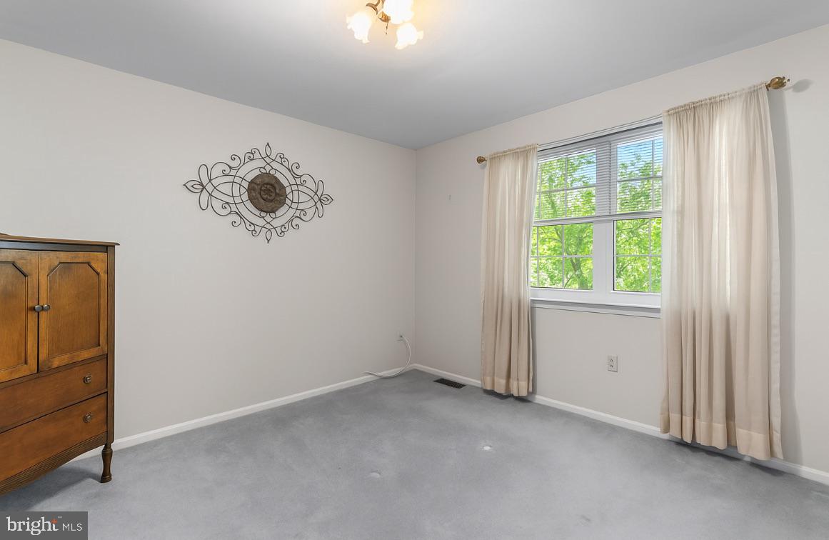 WOODLYN CROSSING - Residential