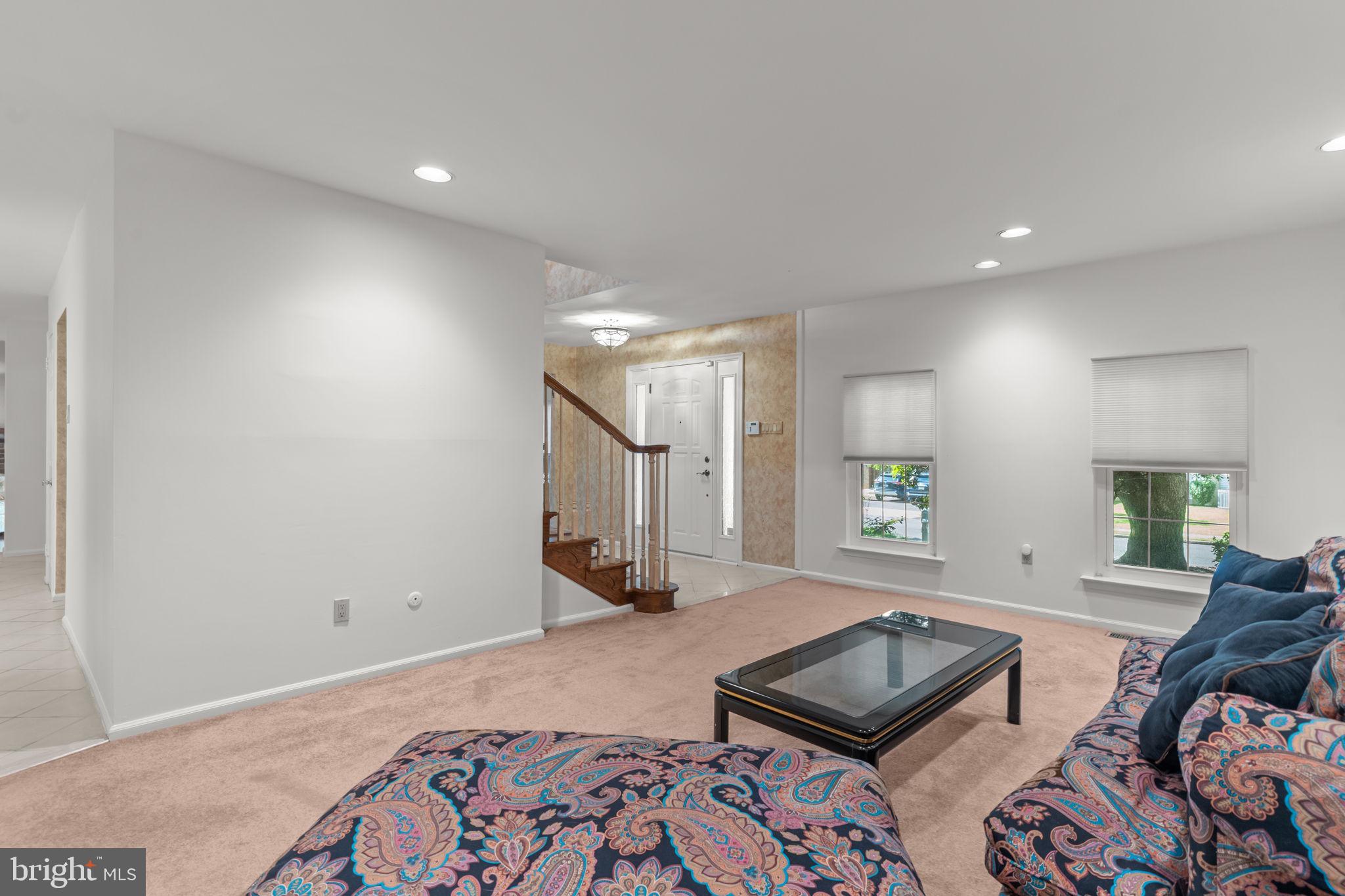 WOODLYN CROSSING - Residential