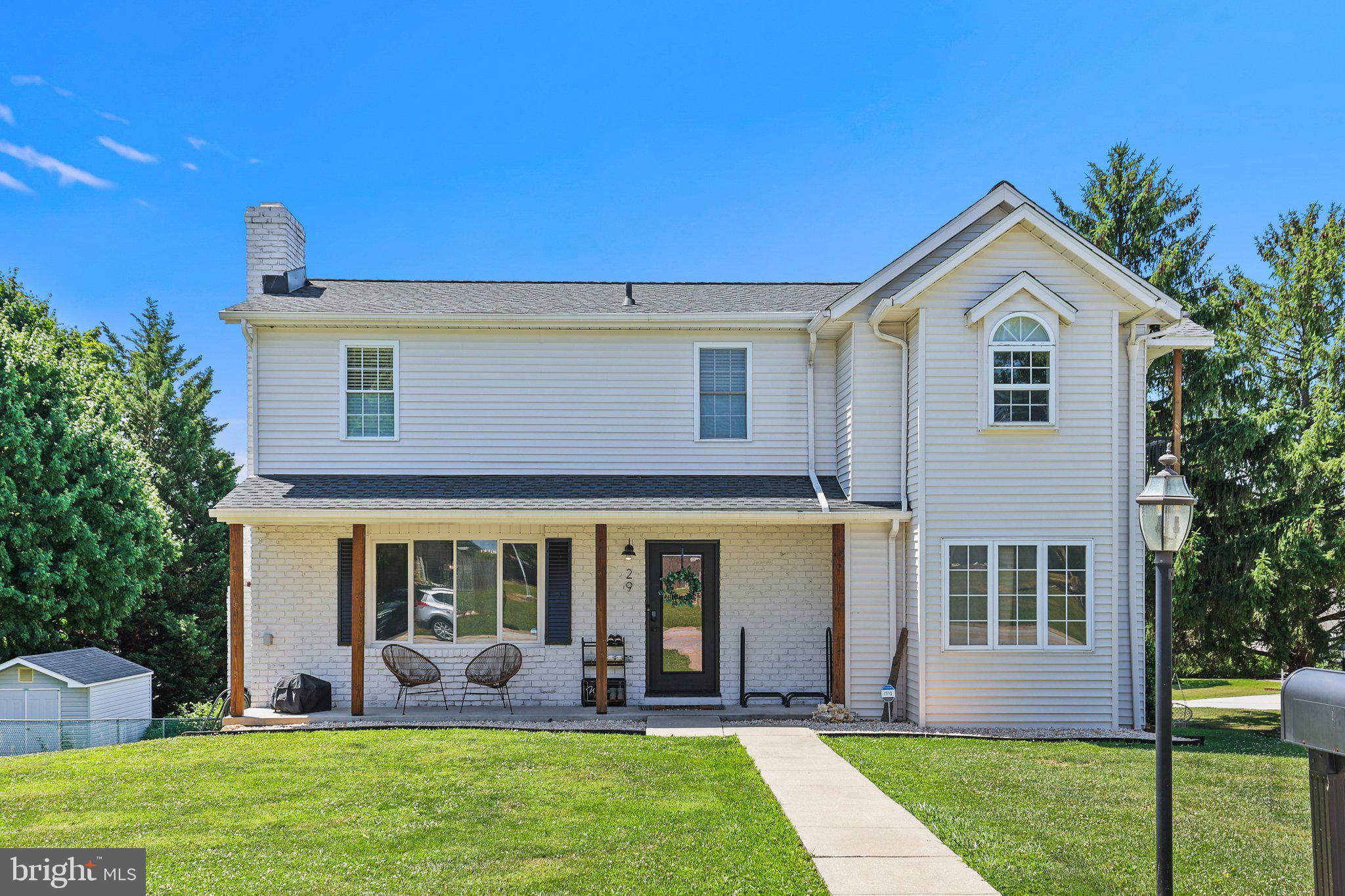 29 COLONIAL DRIVE