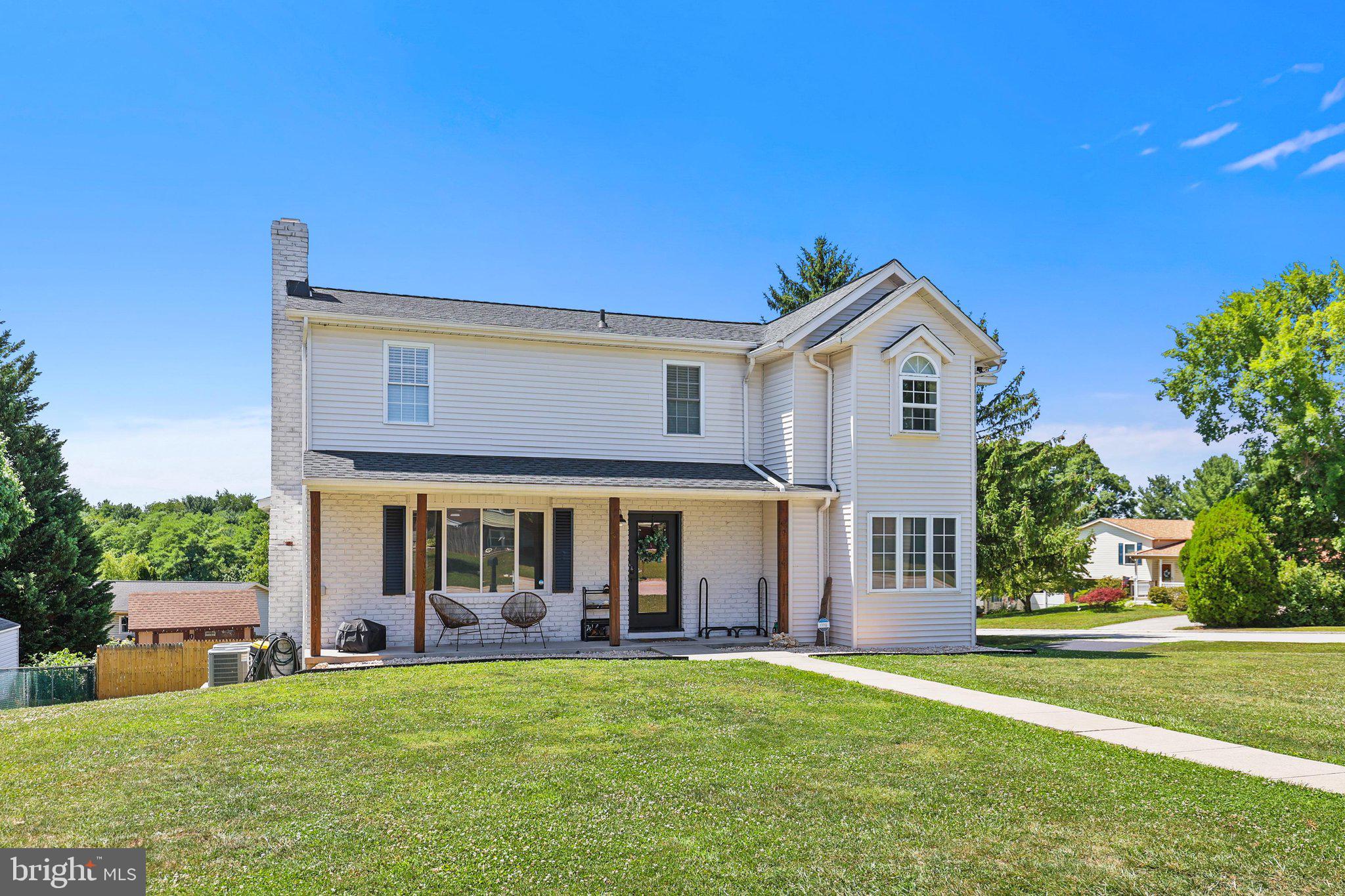 29 COLONIAL DRIVE