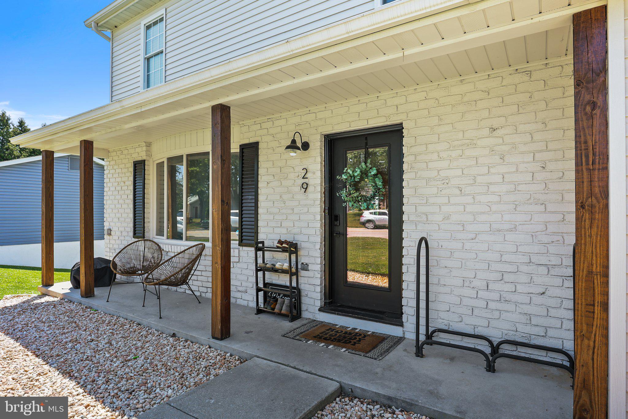 29 COLONIAL DRIVE